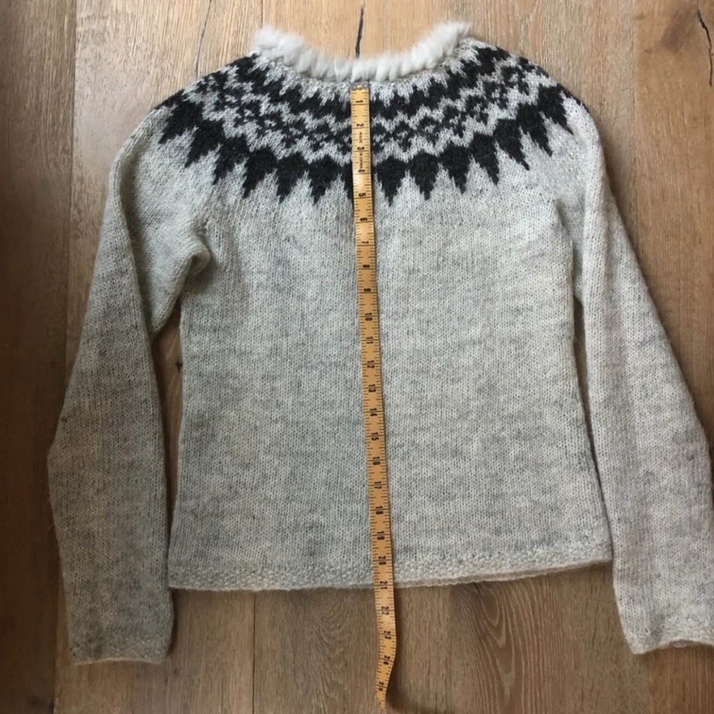 Handmade Icelandic Fair Isle Nordic Wool Sweater – Size S - Picture 3 of 8